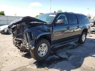 Used Right Sun Visor fits: 2013 Chevrolet Suburban 1500 new style smooth door sk - Image 1 of 4