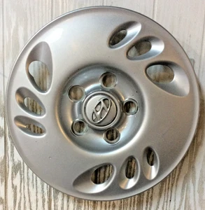moldura rueda hyundai h100 14" número de pieza 5295043600 - Imagen 1 de 8