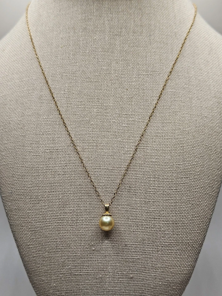 Colar vintage de ouro 12k com pingente de pérola marfim 7,5 mm 18 polegadas - Imagem 1 de 1