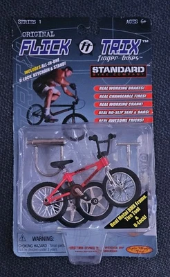 Bicicleta BMX rara roja estándar STA500 Flick Trix 1999 dedo de metal Foto 1 de 2