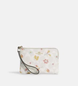 NWTG COACH - Corner Zip Wristlet In Signature Canvas With Mystical Floral Print - Picture 1 of 8