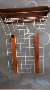 String Garderobe Vintage weiß Mid Century Wandgarderobe Wardrobe bunte Haken - Bild 1 von 24