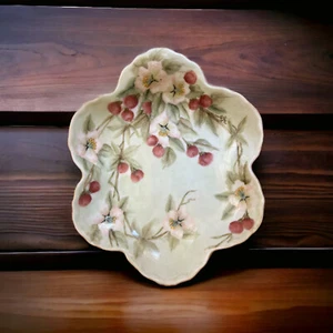 O.P. CO. SYRACUSE CHINA Antique Serving Bowl Rare Green Floral 9-1/4” x 7-3/4” - Picture 1 of 7