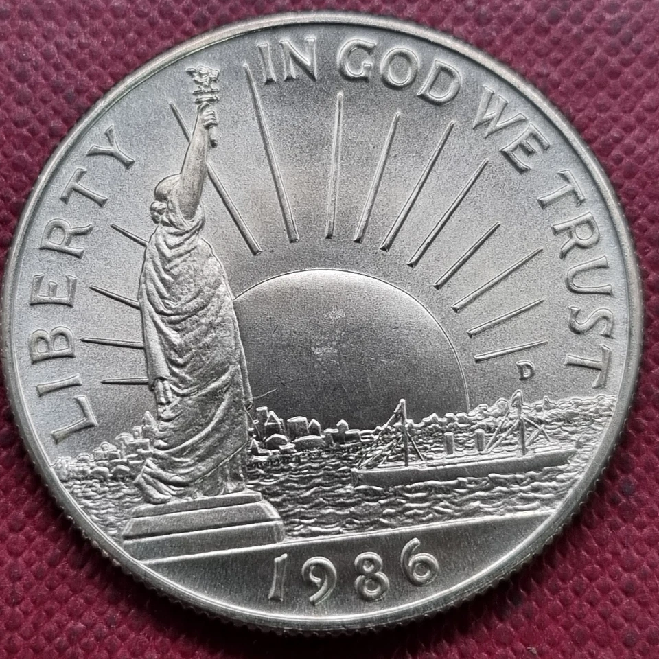 1986 D Statue of Liberty New York Commemorative Half Dollar 50c High BU #79529 - Image 1 of 2
