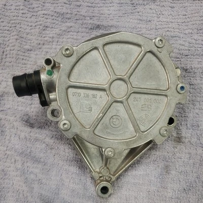 2012-2018 BMW F22 F30 F32 F10 228I 328I 428I 528I N20 N26 VACUUM PUMP OEM - Image 1 of 4