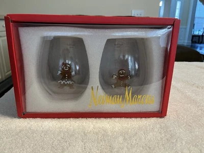 New in Box Set of 2 NEIMAN MARCUS Gingerbread Man & Woman Wine Glass Christmas - Image 1 of 4