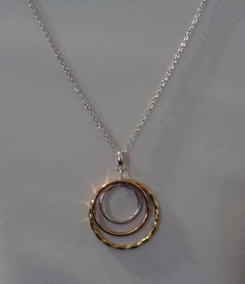 Collar Colgante Círculo Abierto Placa Oro 14K 3 Tonos SS 3-Nidos - 18" 925 SS Foto 1 de 4