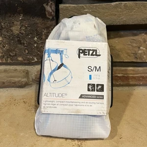Petzl Altitude Harness For Mountaineering And Ski Touring in Turquoise Blue Sz S - Picture 1 of 6