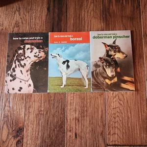 Set Of 3 Vintage Books On Dog Care Dalmation/Borzoi/Doberman Pinscher - Bild 1 von 9