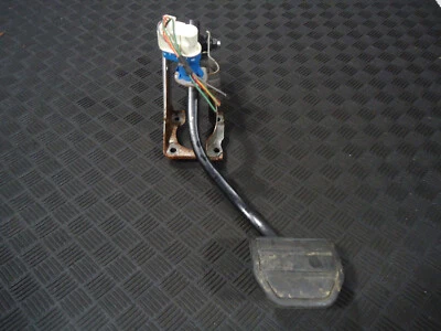 Land Rover LR3 SE 2008 4,4 L 4x4 A/T pedal de freno SKB500031 Foto 1 de 4