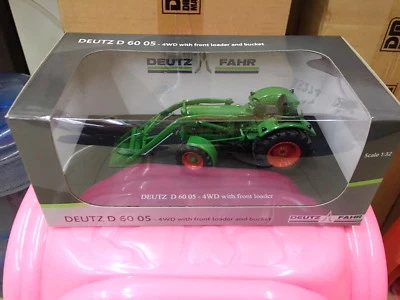 Universal hobbies 1/32 Deutz-Fahr d6005 4wd With Front Loader Diecast UH5307 Toy - Image 1 of 3