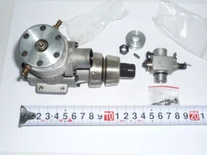 O.S.MAX-61VR-M ABC 9.95cc 2 stroke glow engine for R/C boat with manifold Used - Picture 1 of 10