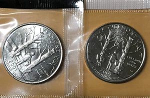 2001-P&D Vermont Uncirculated States Quarters in Mint Cello (2 Coins) - Picture 1 of 2