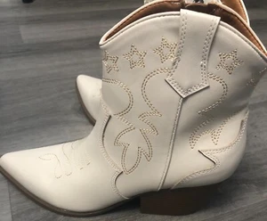 Damen Indigo Rd. Weiße Cowboy Stiefeletten Größe 8 1/2 Neu mit Etikett - Bild 1 von 2