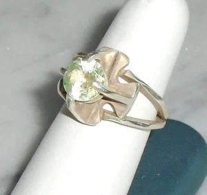Beautiful Sterling Silver Light Green Aventurine Stone Cocktail ring Size 7 - Picture 1 of 8