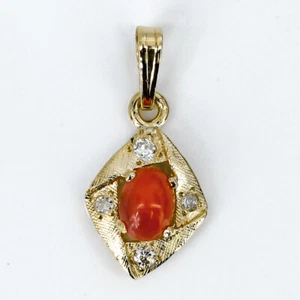 Vintage 13k Gelbgold Oval Cabochon Koralle & Diamant Anhänger Charm - Bild 1 von 3
