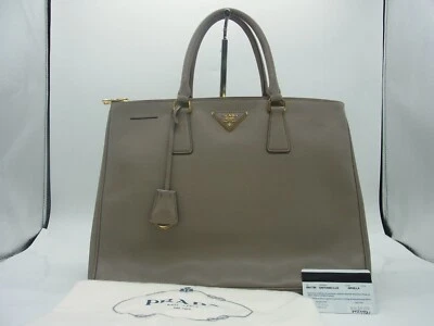 Auténtico bolso de mano GR41 Prada Galleria Saffiano con tarjeta herrajes dorados de Japón Foto 1 de 4