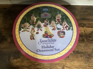 Jim Shore Schneewittchen und die sieben Zwerge Weihnachtsschmuck - EUC - Bild 1 von 6