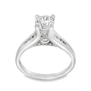 Ladies 18ct White Gold Diamond Engagement Ring - 1.01ct - Picture 1 of 5