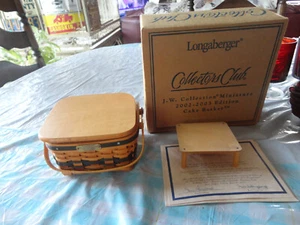 Longaberger JW Collection 2002-2003 miniature cake basket with lid and riser - Picture 1 of 2
