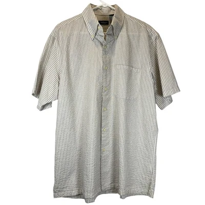 Van Heusen Seersucker Striped Short Sleeve Button Down Shirt Mens Medium - Image 1 of 4