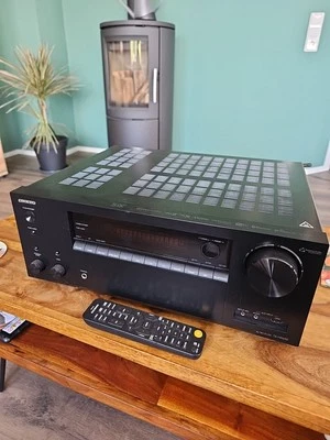 Onkyo Tx-nr696 Verstärker - Bild 1 von 2