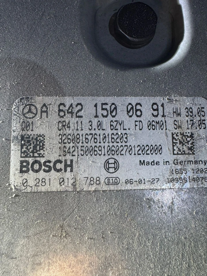 A6421500691 Bosch EDC16CP31 0281012788 Mercedes CDI Engine ECU - Image 1 of 1
