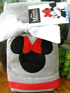 New Disney Minnie Mouse Red, Gray, Black Plush Bathroom Hand Towels Set of 2 - Picture 1 of 7