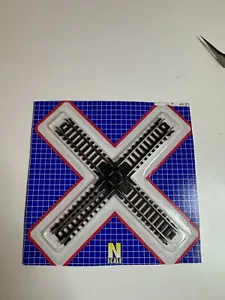 Atlas N Scale Code 80 90 Degree Crossing Model Train Track - Picture 1 of 2