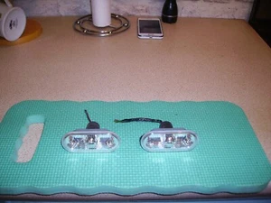 vw mk4 golf gti 03 crystal clear, side indicators.05 vw parts also fit other vws - Picture 1 of 3