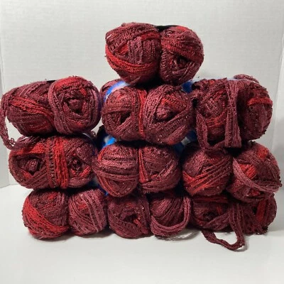 Lote de 20 madejas de hilo Cabernet rojo Sashay lentejuelas hechas en EE. UU. Dream Weaver novedad Foto 1 de 4