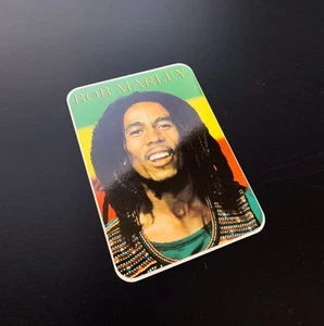 BOB MARLEY REGGAE RASTA one love ICONO música RARO PEQUEÑO VINTAGE calcomanía adhesiva - Imagen 1 de 3