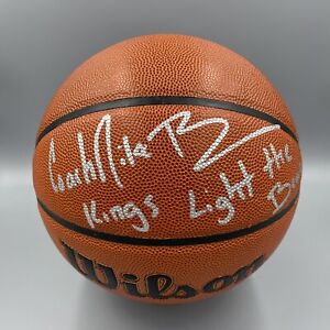 Mike Brown Signed Autographed Wilson NBA Basketball Beckett BAS Light the Beam!