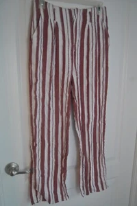 Women's Pants by Romeo and Juliet Size M Maroon and White in Color RN 147635 - Picture 1 of 12
