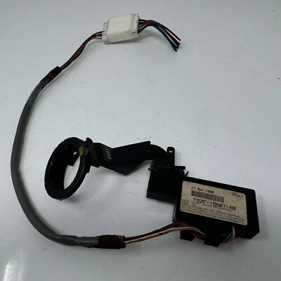 OEM F6ZF-15607-AB 96-97 Ford Mustang GT PATS Anti Theft Immobilizer Transceiver - Image 1 of 4