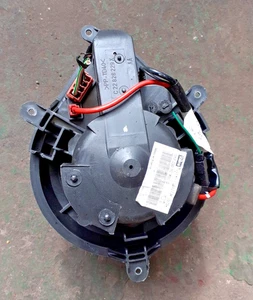 RANGE ROVER Heater FAN FROM A 2002 - Picture 1 of 5