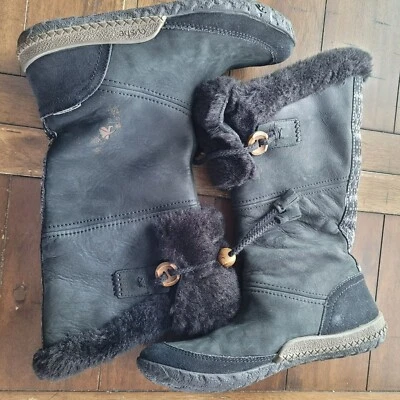 Cushe Cabin Fever Black Leather Boots With Faux Fur Lining & Nordic Embroidery S - Image 1 of 4