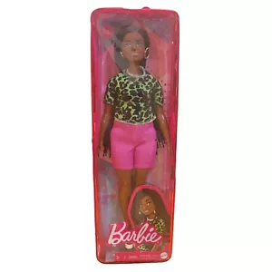 Barbie Fashionistas Muñeca Barbie 144 Moda Afroamericana Trenzas Negras NUEVA - Imagen 1 de 3