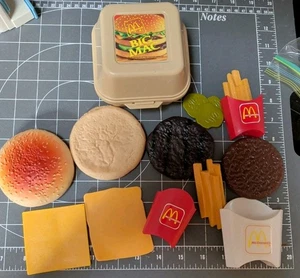 Vintage McDonalds Big Mac Fisher Price 1988 2 Patties Pommes Pickles Käsebrötchen - Bild 1 von 11