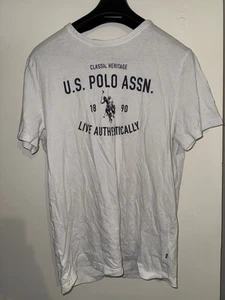 US Polo Assn Men's Shirt Size M, very good condition, fits true to size - Picture 1 of 3