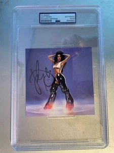 Katy Perry PSA/DNA Certified Autograph  Slabbed - Picture 1 of 1