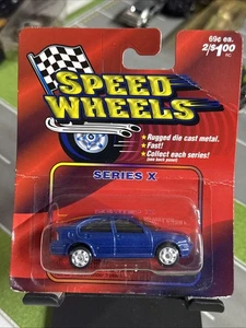 Volkswagen VW Jetta 1990's Mk 4 Version Blue Maisto 1:64 CREASE ON CARD SEE PICS - Picture 1 of 5