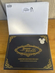 D23 Disney Cuento de Hadas Diseñador Héroes Villanos Princesa LE 1000 **SOLO CAJA DE PINES** - Imagen 1 de 4