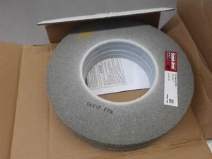 4 NEW! 3M Scotch-Brite 10"x1/2"x5" EXL Deburring Wheel 9S FIN S/C Hard | 92870 - Bild 1 von 3