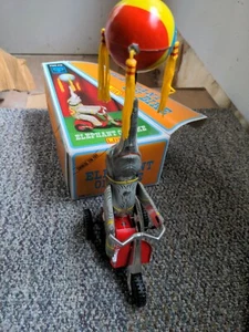 LITHO TIN TOY ELEPHANT ON BIKE WINDUP TOY WITH BOX china - Picture 1 of 3