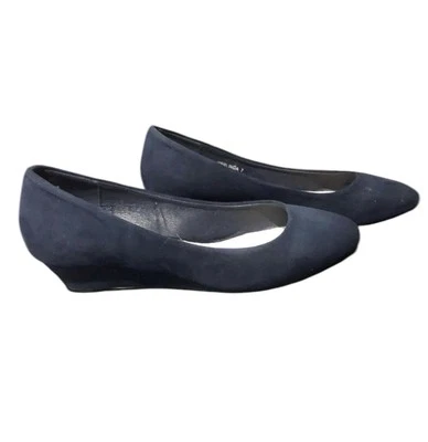 Novo wedge heels - Navy - 3.5cm high - Size 7 - image 1 of 4