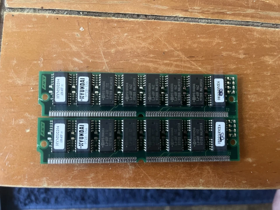 8MB Ps/2 72-Pin Simm Edo RAM Memory 60ns 5Volt 2Mx32 Non-Parity HYM532204AM-60 - Image 1 of 1