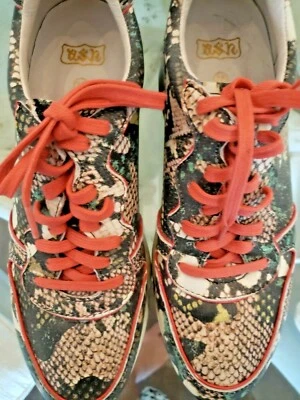 ZAPATILLAS DE MODA CENIZA SERPIENTE CUERO EN RELIEVE CAQUI/CORALLOVE 38 Foto 1 de 4