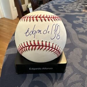 Edgardo Alfonso  OML. Autographed Baseball