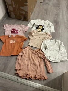 6 Oberteile Baby Gr. 62/68 Mädchen - Bild 1 von 4